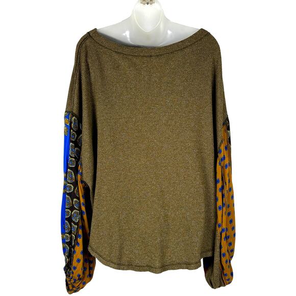 Free People BLOSSOM Oversized Printed Thermal Top Dolman Sleeves Olive Combo M - Picture 10 of 13
